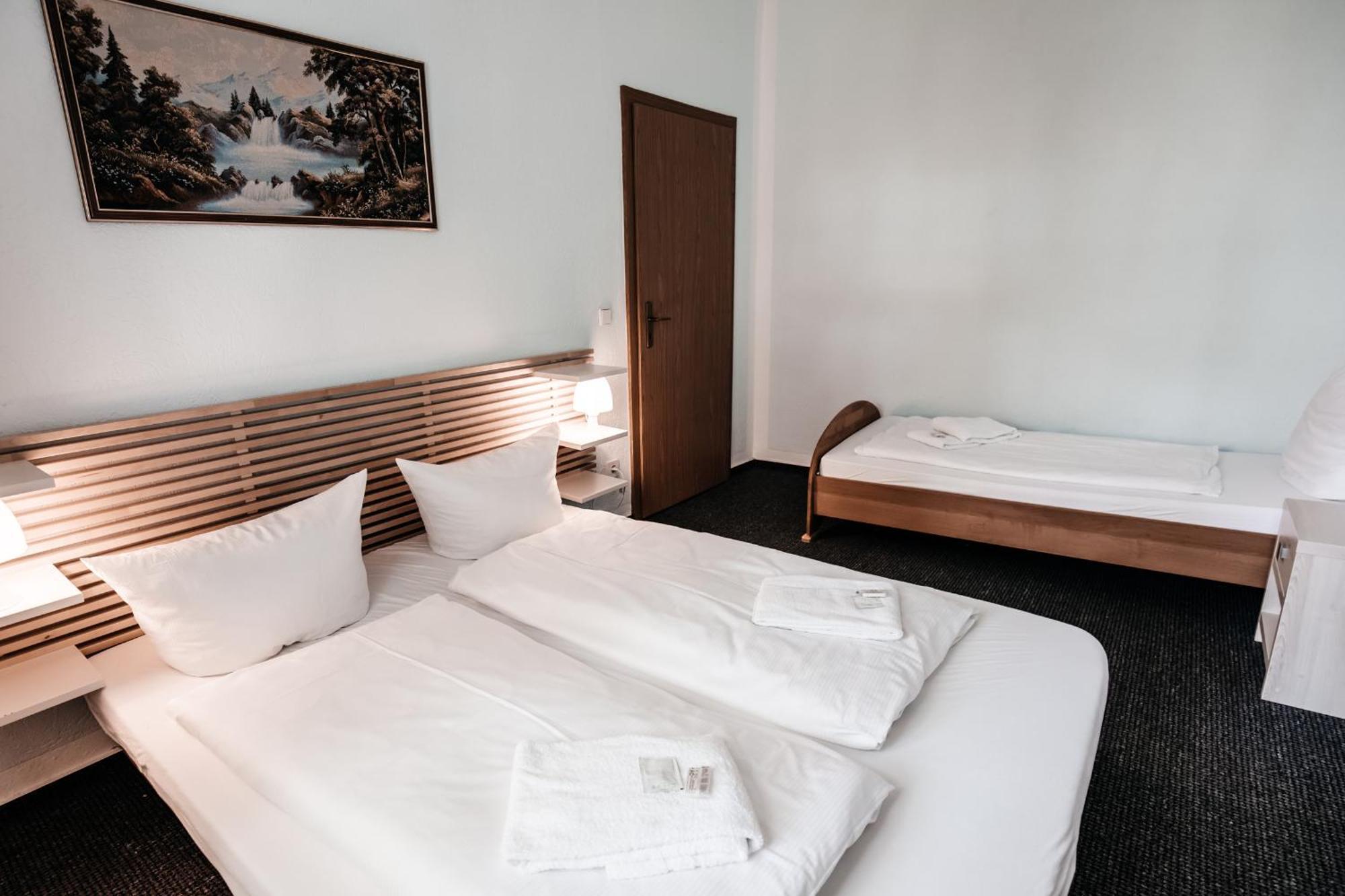 Hotel Am Fluss Heidesee Exterior photo