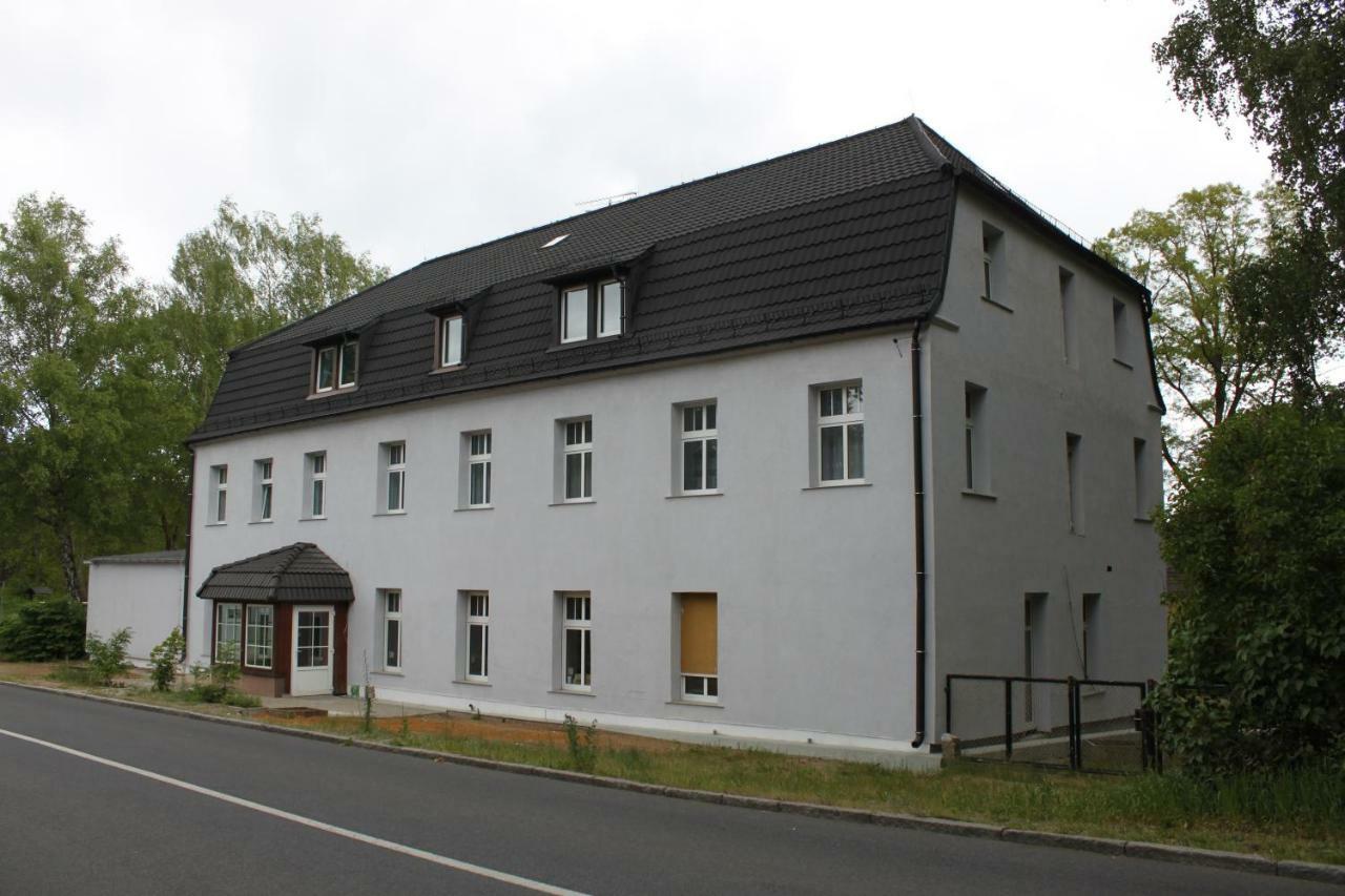 Hotel Am Fluss Heidesee Exterior photo
